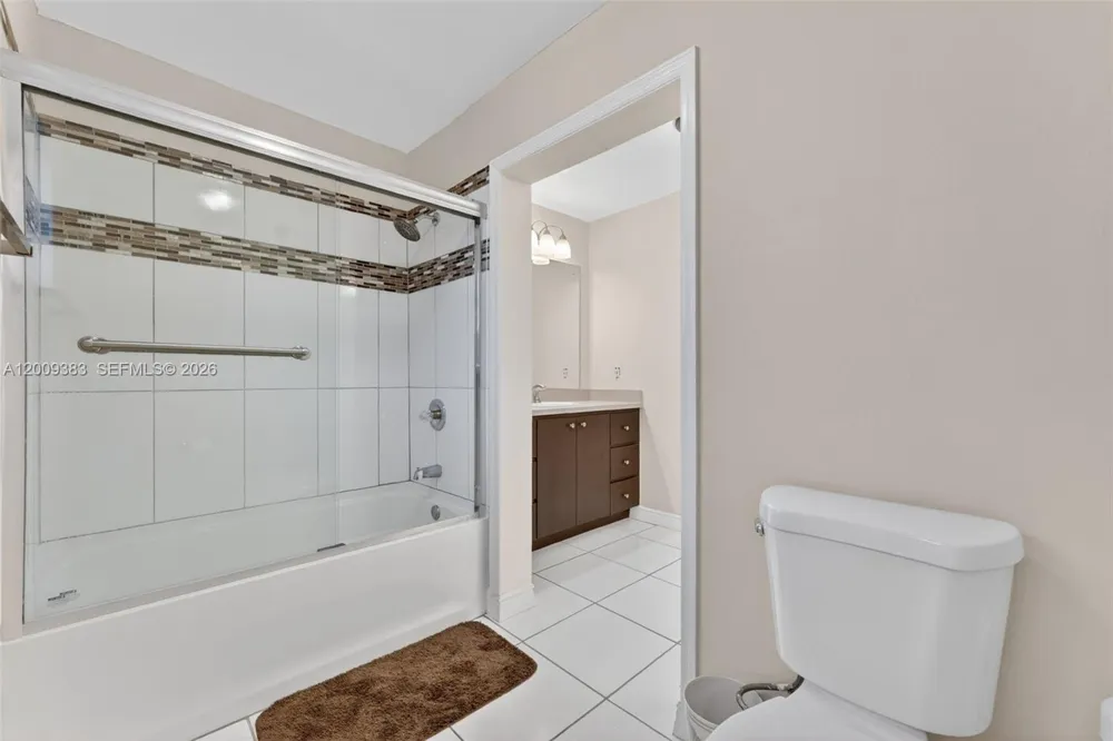 2450 NW 108th St Miami, FL 33167