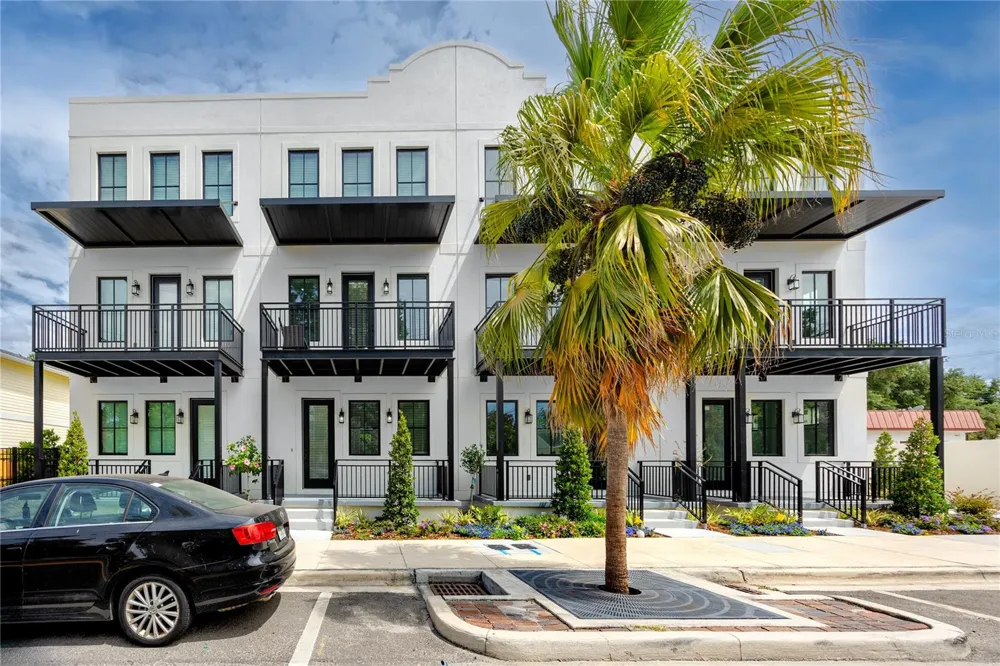 1308 E COLUMBUS DRIVE #2 Tampa, FL 33605