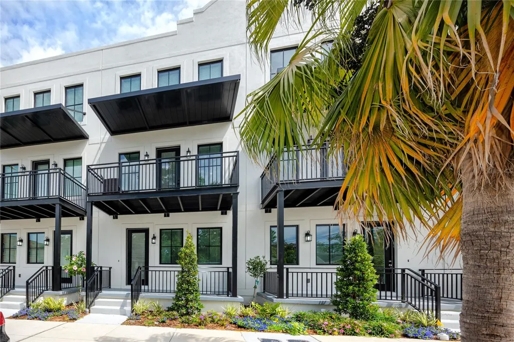1308 E COLUMBUS DRIVE #2 Tampa, FL 33605