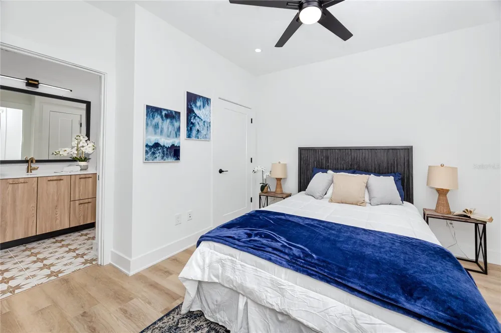 1308 E COLUMBUS DRIVE #2 Tampa, FL 33605