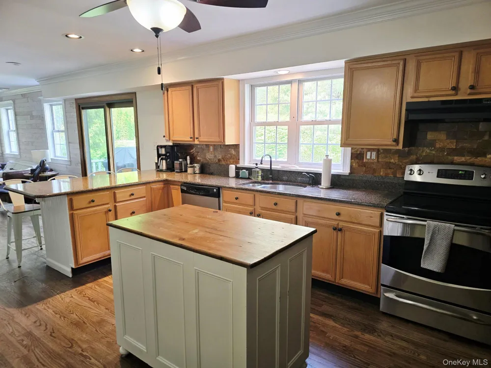 64 Beachfern Road Center Moriches, NY 11934