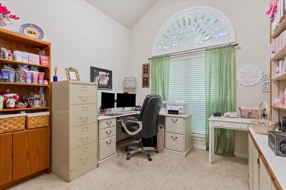 1216 Darbyton Drive Hewitt, TX 76643