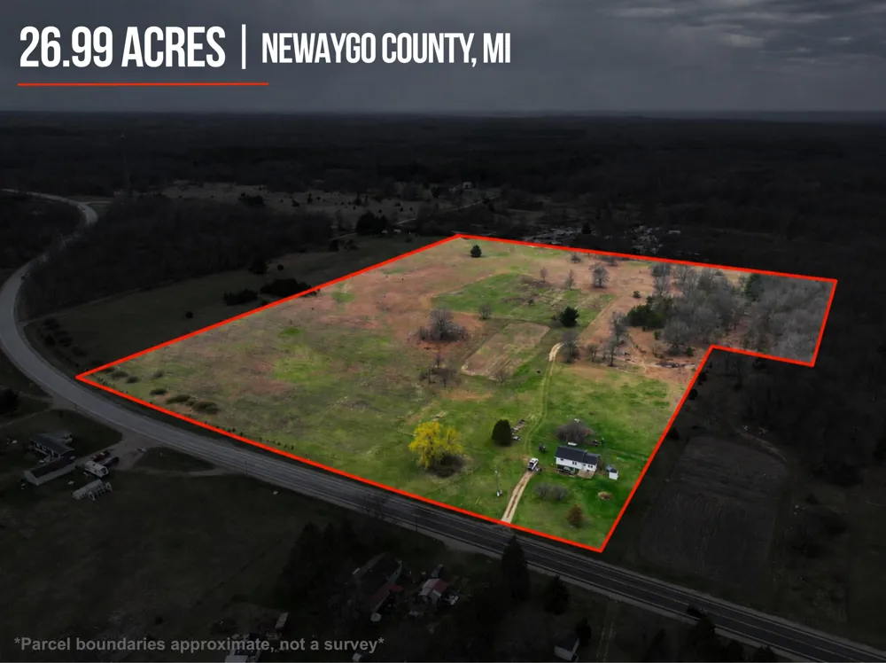 5771 Woodbridge Road White Cloud, MI 49349