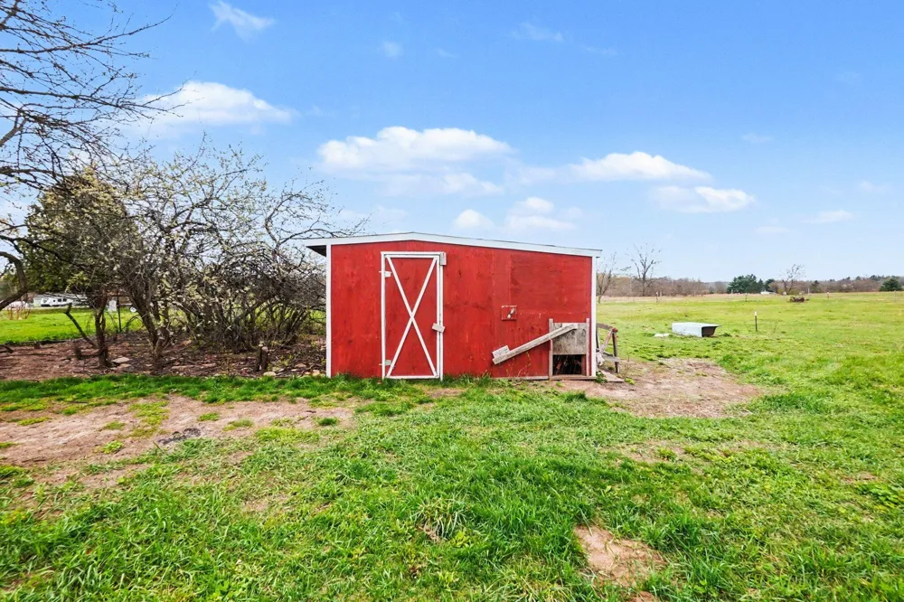 5771 Woodbridge Road White Cloud, MI 49349