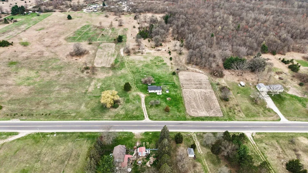 5771 Woodbridge Road White Cloud, MI 49349