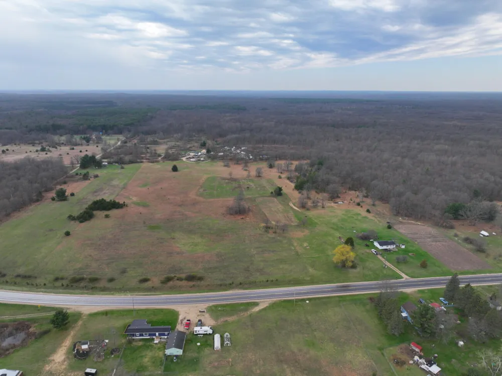 5771 Woodbridge Road White Cloud, MI 49349