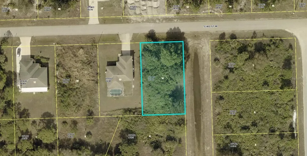 2709 53RD STREET W Lehigh Acres, FL 33971