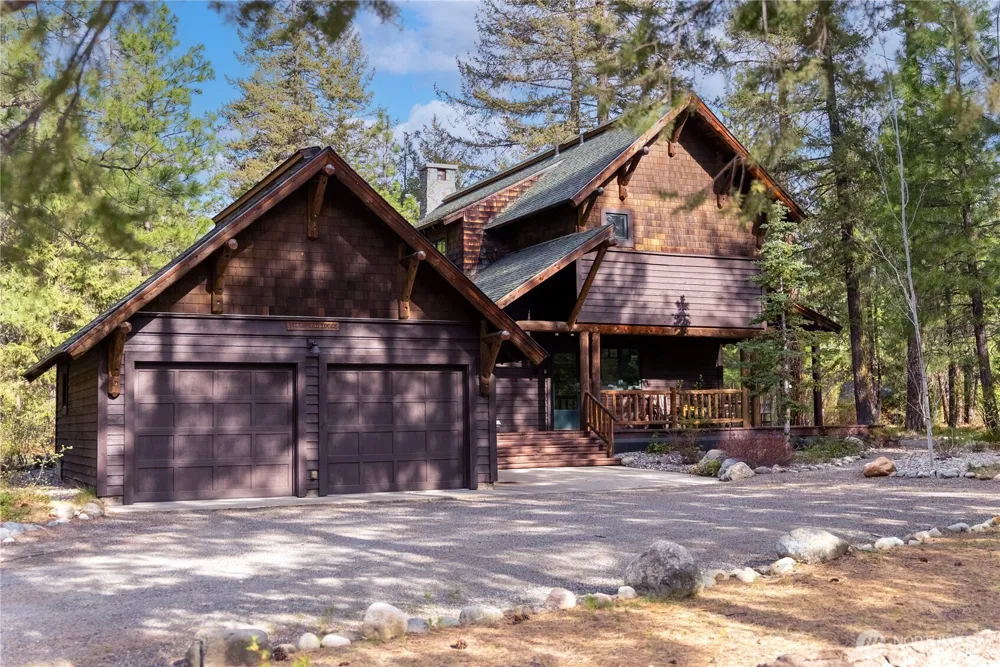 32 Freestone Lake Drive Mazama, WA 98833