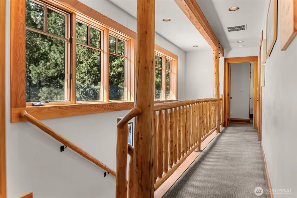 32 Freestone Lake Drive Mazama, WA 98833