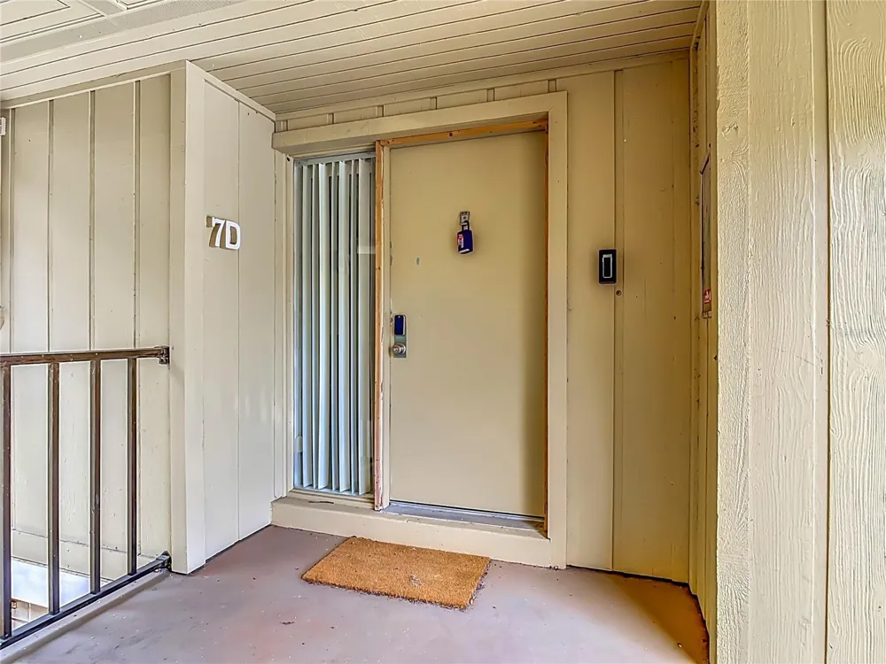 110 CYPRESS WOODS COURT #7D Deltona, FL 32725