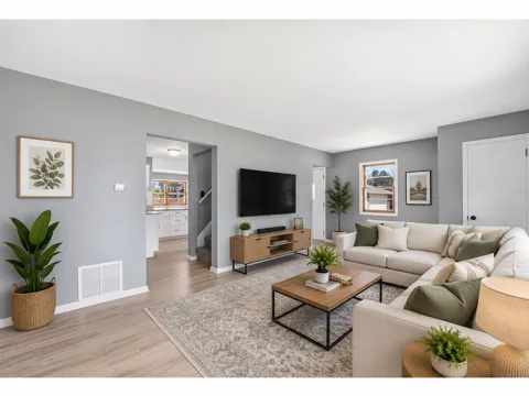 1697 Rose Place