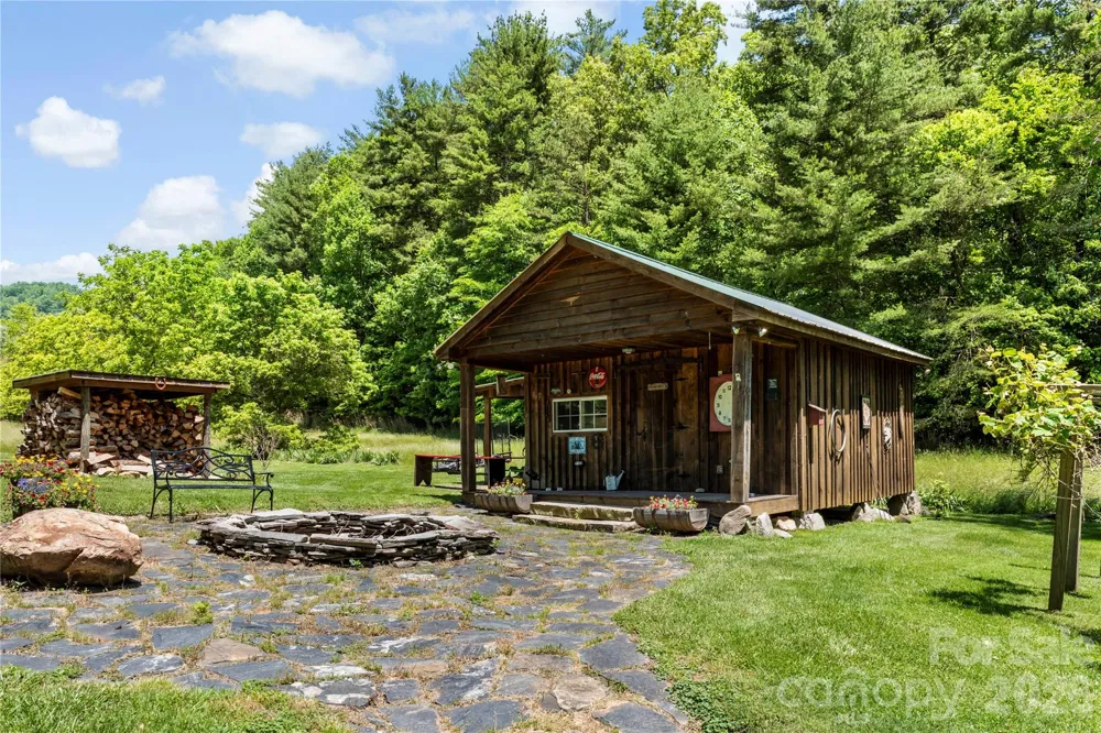 514 Roy Forrester Road Mars Hill, NC 28754