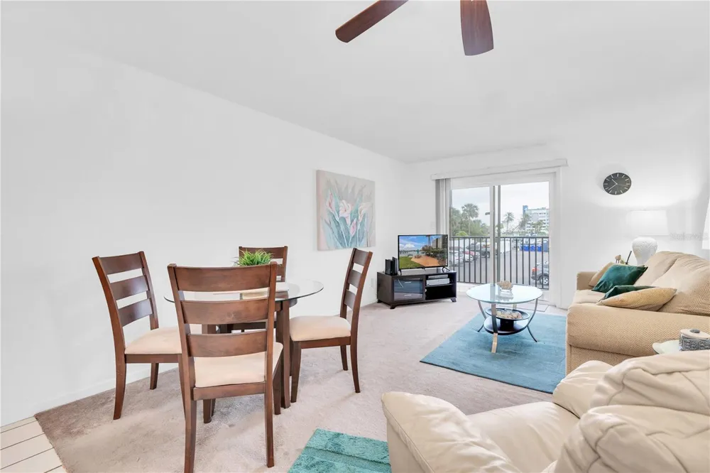 10365 PARADISE BOULEVARD #4 Treasure Island, FL 33706