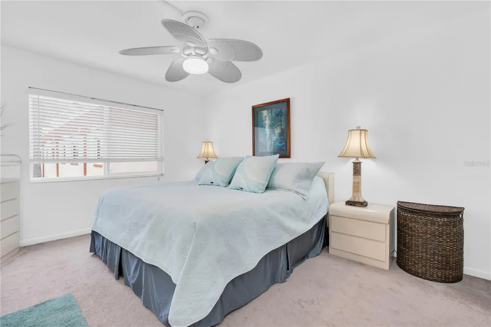 10365 PARADISE BOULEVARD #4 Treasure Island, FL 33706