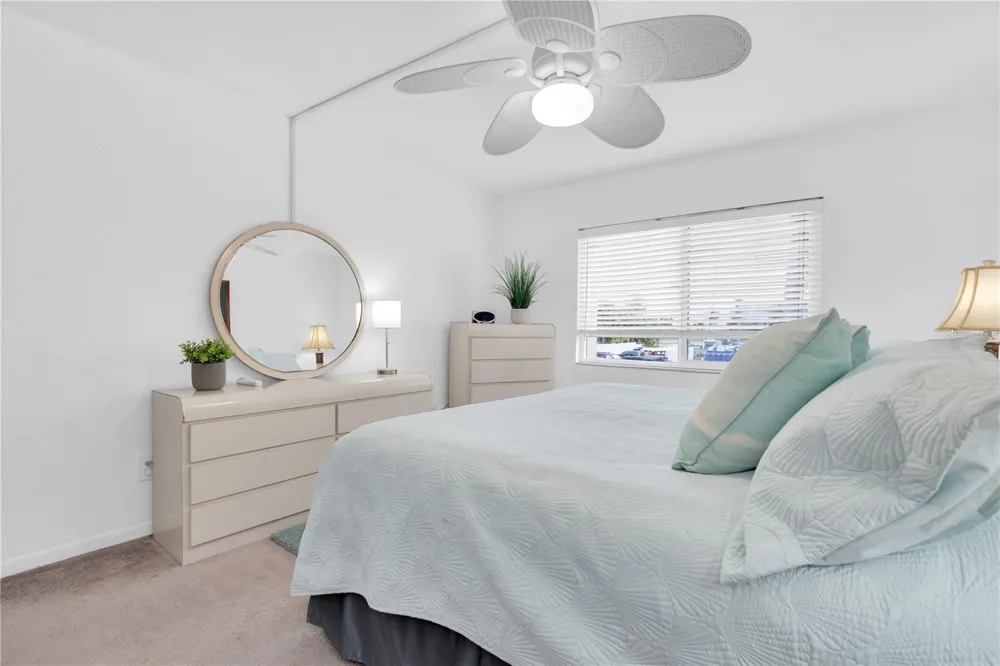 10365 PARADISE BOULEVARD #4 Treasure Island, FL 33706