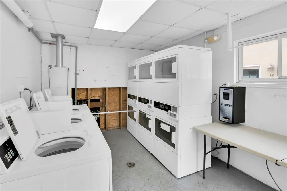 10365 PARADISE BOULEVARD #4 Treasure Island, FL 33706