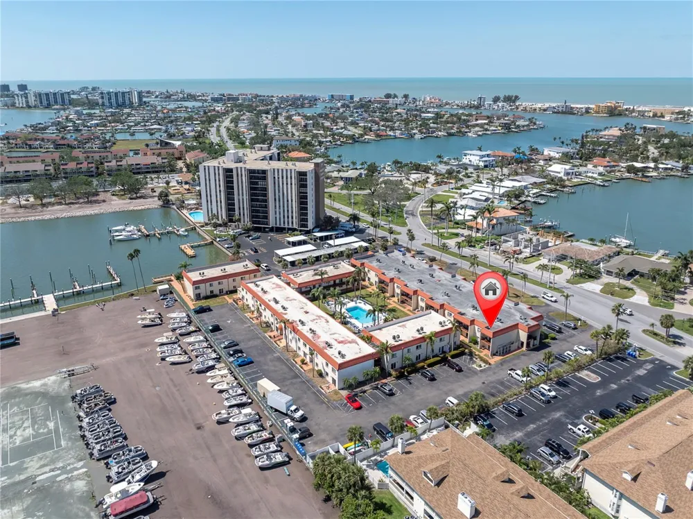 10365 PARADISE BOULEVARD #4 Treasure Island, FL 33706