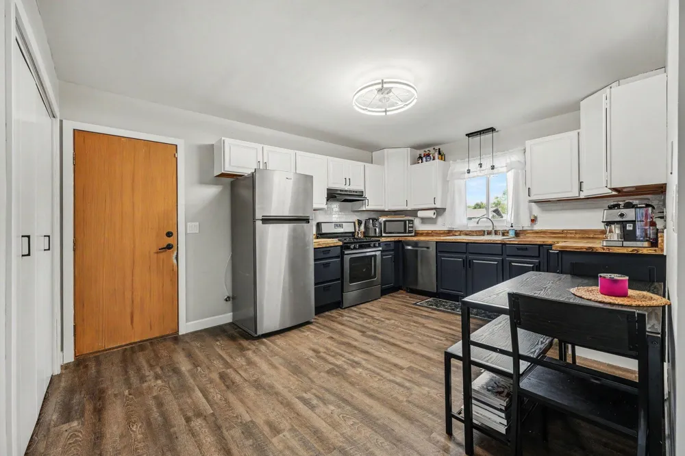 5793 Paula Avenue Portage, IN 46368