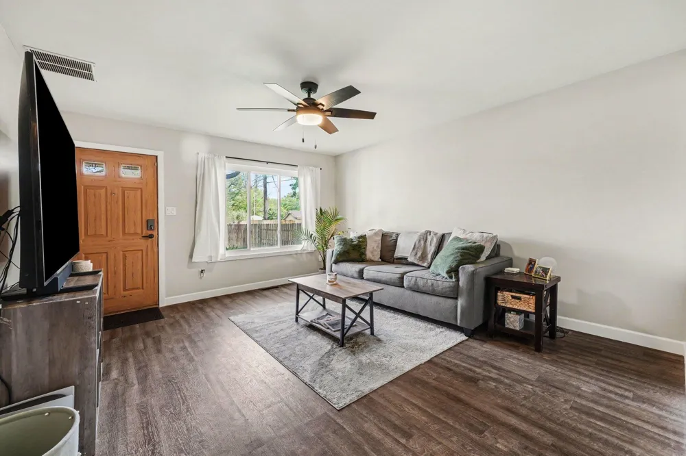5793 Paula Avenue Portage, IN 46368