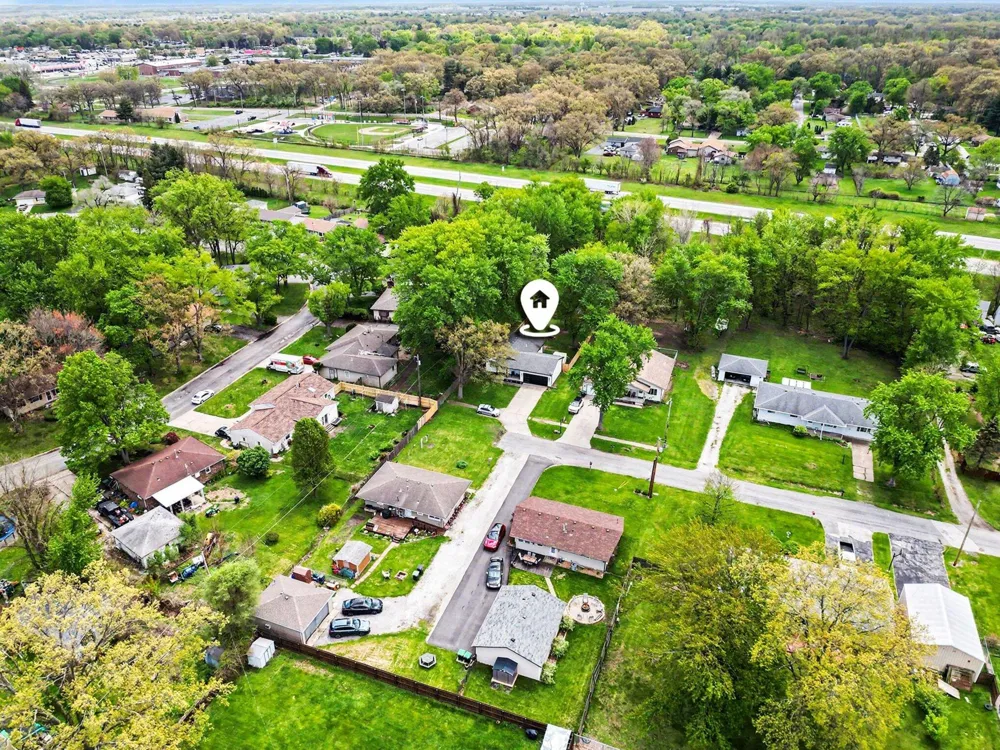 5793 Paula Avenue Portage, IN 46368