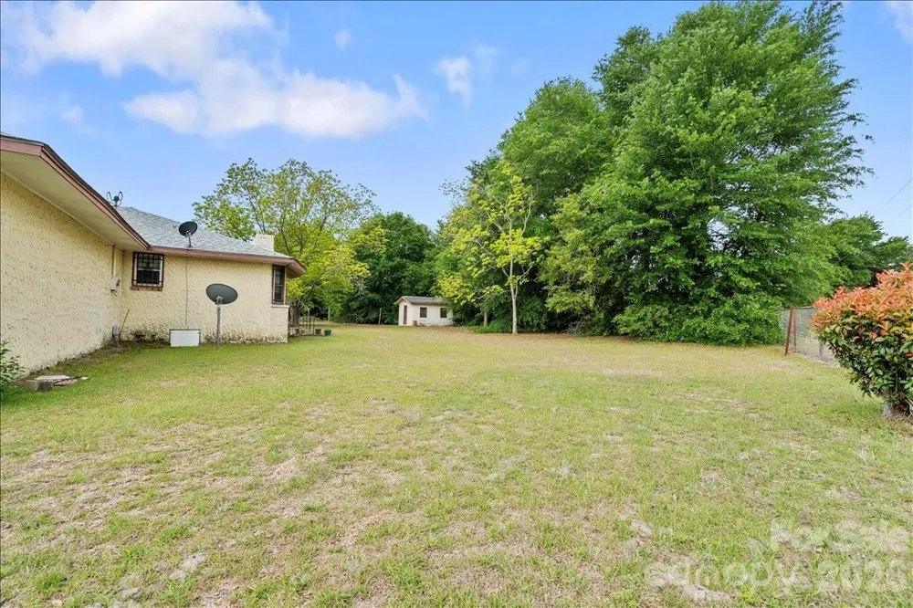 1444 Society Hill Road Darlington, SC 29540