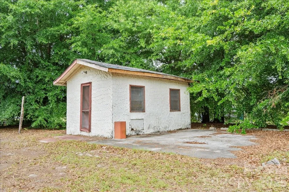 1444 Society Hill Road Darlington, SC 29540