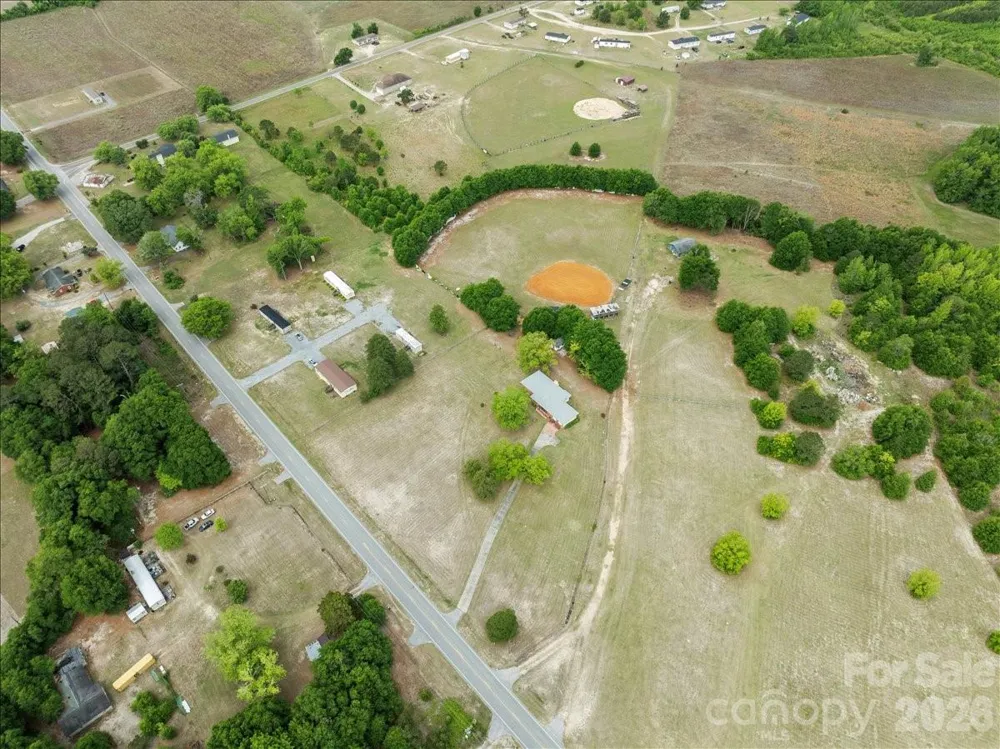 1444 Society Hill Road Darlington, SC 29540