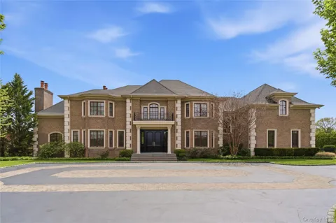 6 Evergreen Way