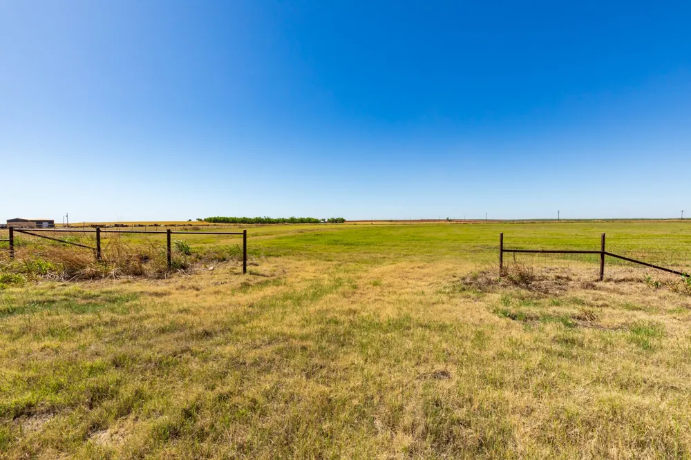 454 US Hwy 180 Roby, TX 79543