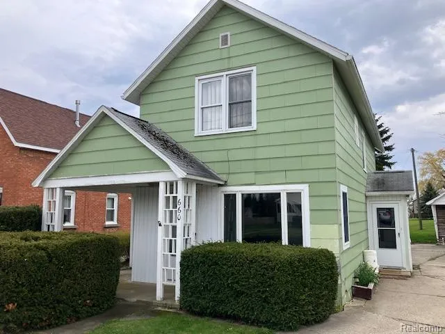 660 State Street Harbor Beach City, MI 48441