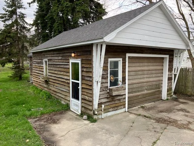 660 State Street Harbor Beach City, MI 48441