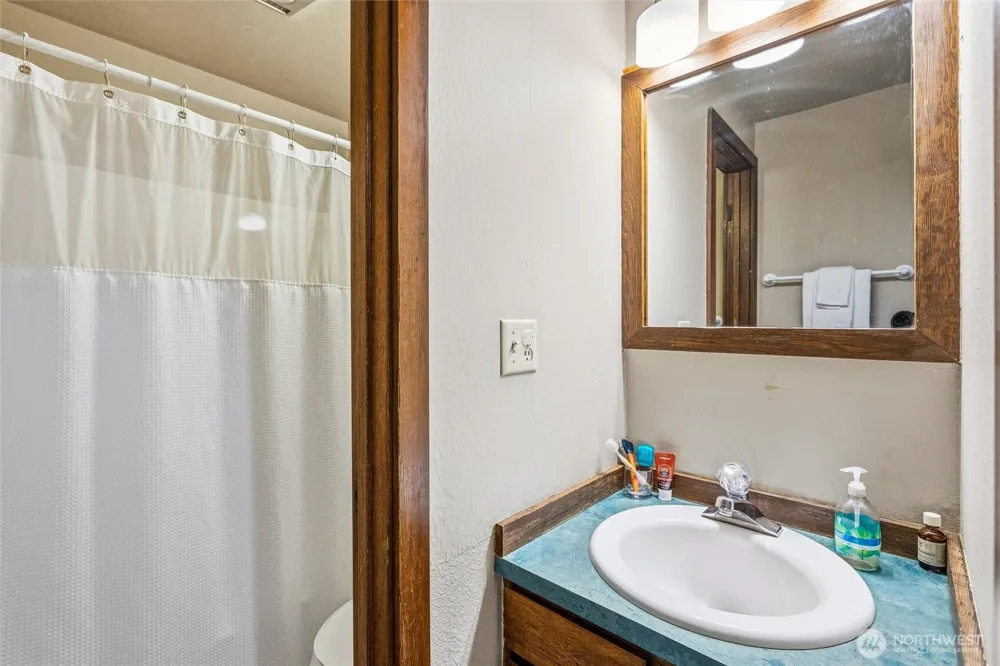 10500 Mount Baker Highway #307 Glacier, WA 98244