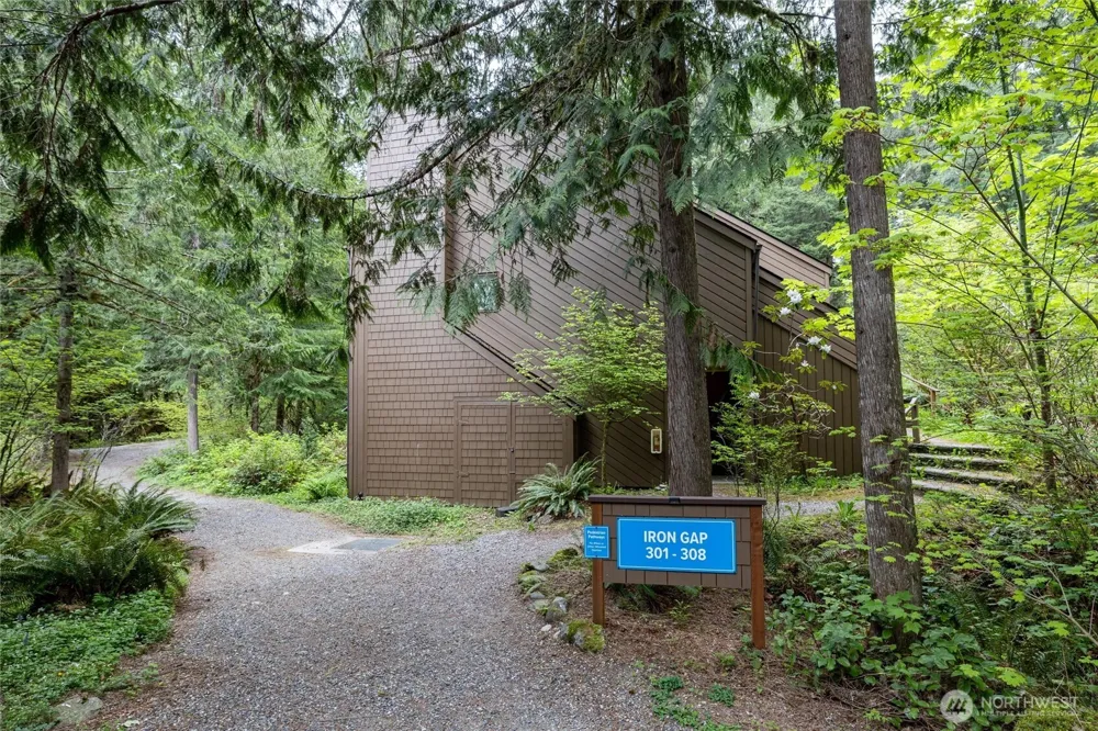 10500 Mount Baker Highway #307 Glacier, WA 98244