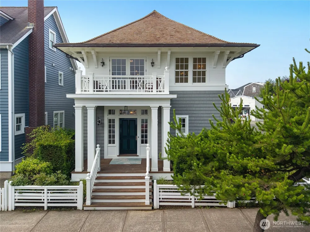 7 E Myrtle Lane Pacific Beach, WA 98571