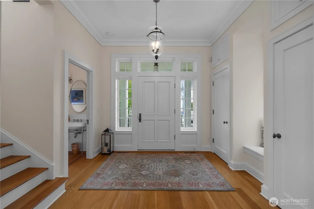 7 E Myrtle Lane Pacific Beach, WA 98571