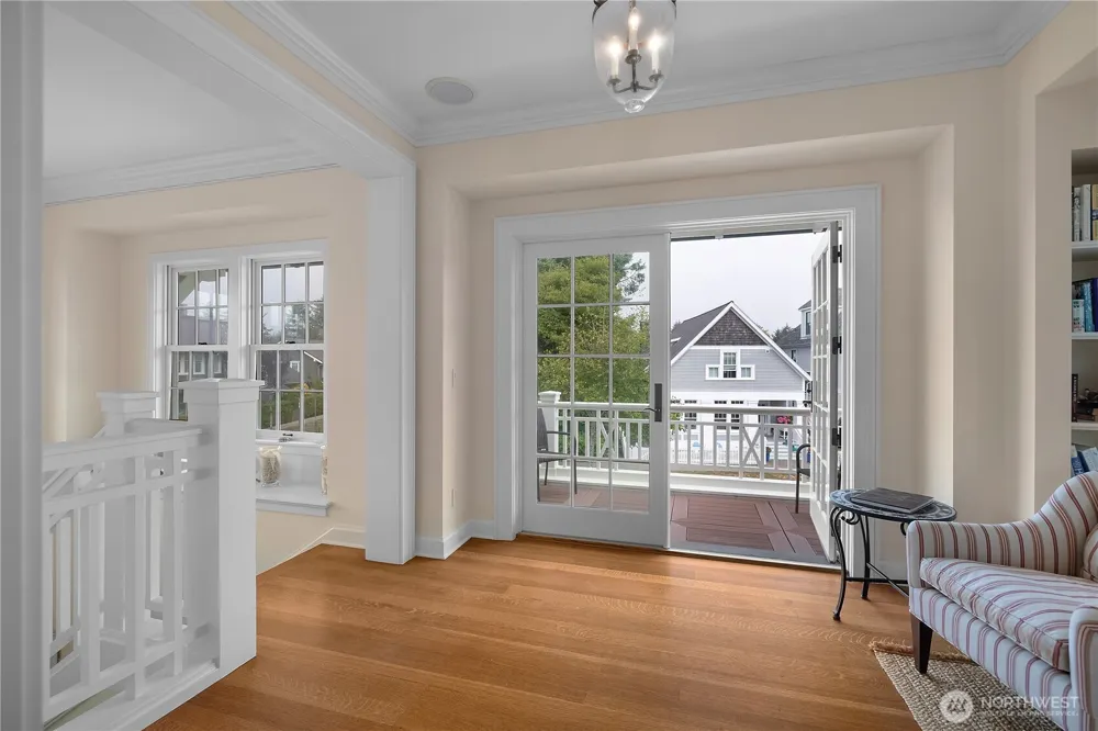7 E Myrtle Lane Pacific Beach, WA 98571