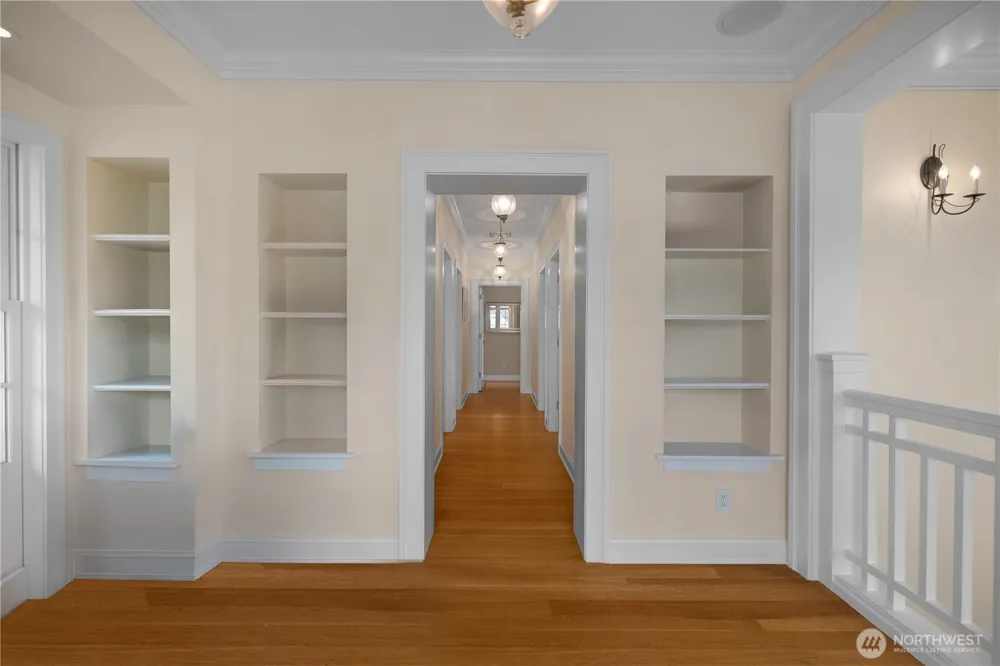 7 E Myrtle Lane Pacific Beach, WA 98571