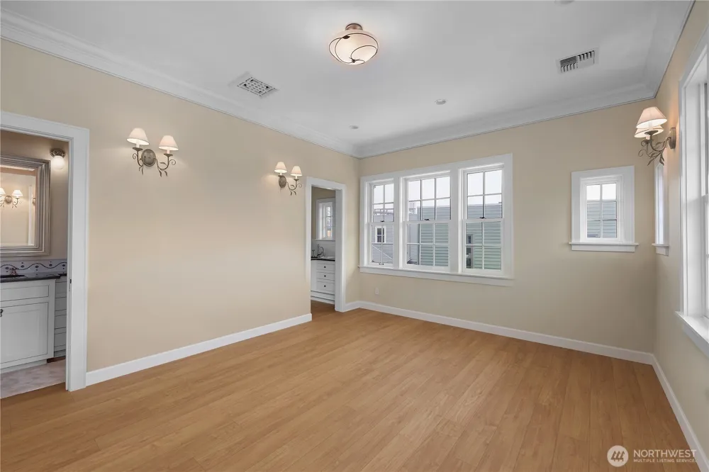7 E Myrtle Lane Pacific Beach, WA 98571
