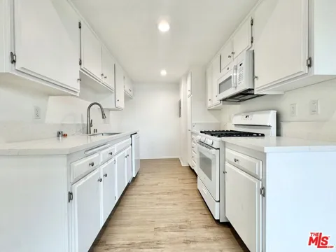 12235 Magnolia #306
