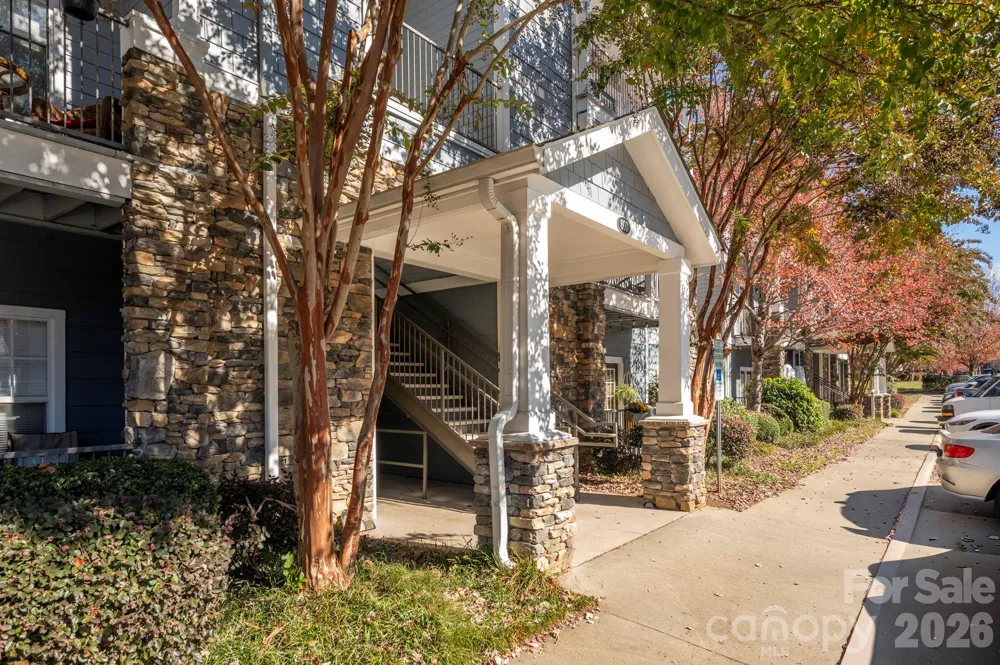 600 Vista Lake Drive #4 Candler, NC 28715