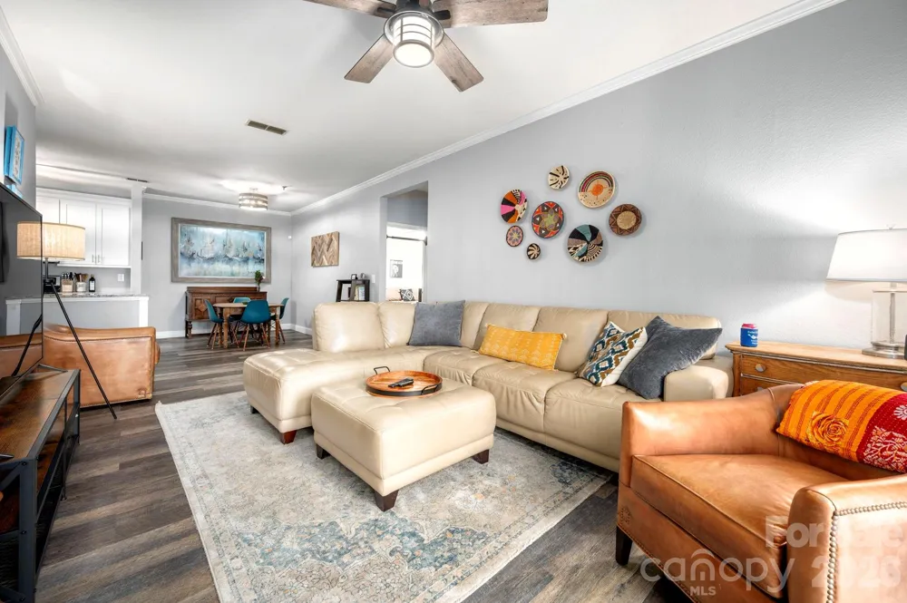 600 Vista Lake Drive #4 Candler, NC 28715