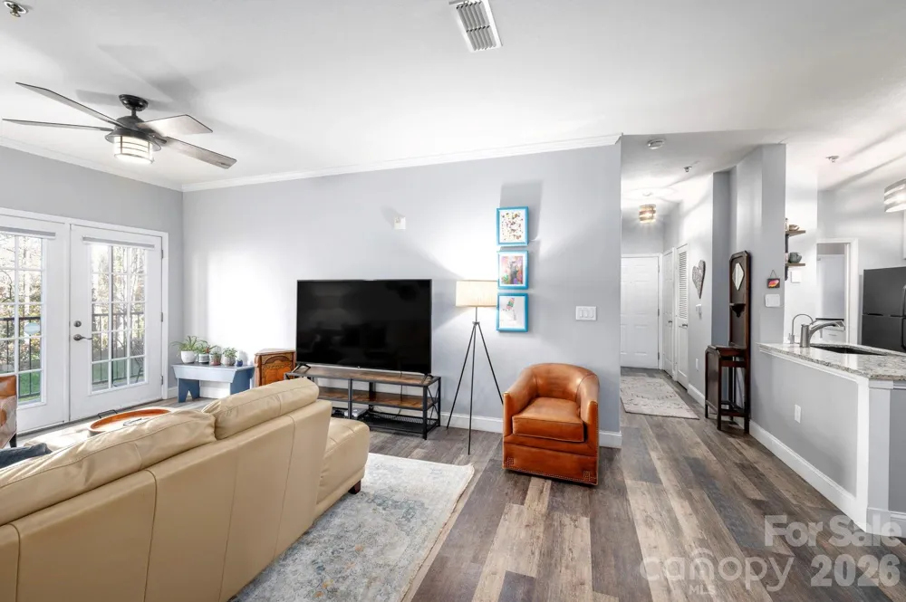 600 Vista Lake Drive #4 Candler, NC 28715