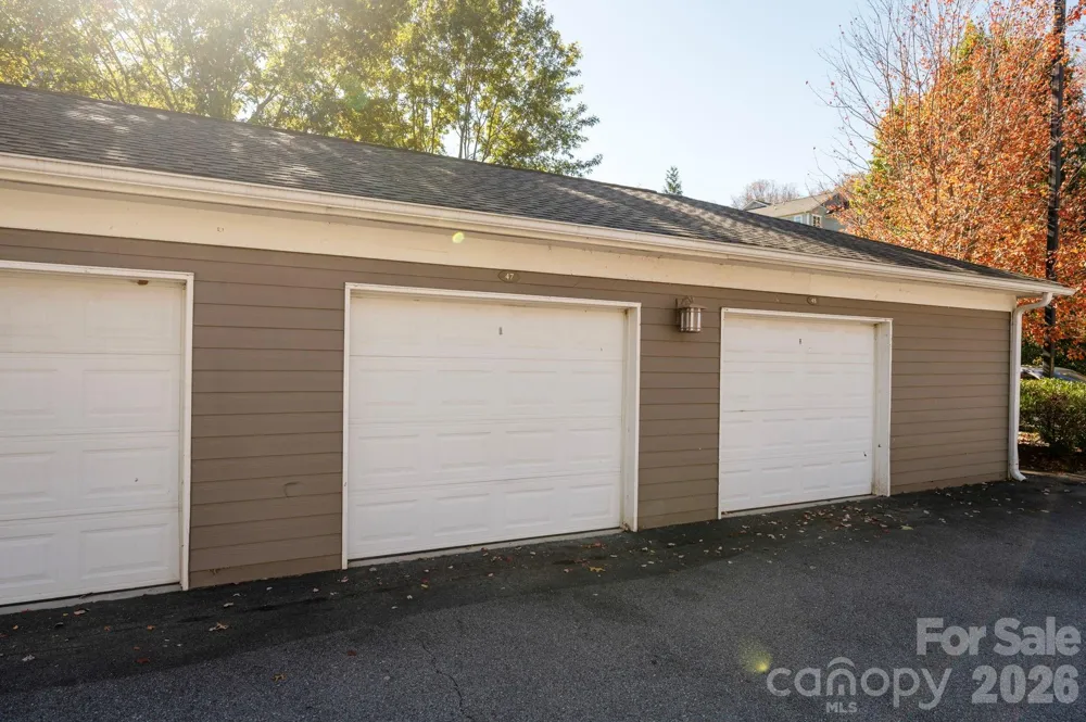 600 Vista Lake Drive #4 Candler, NC 28715