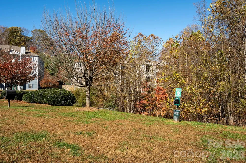 600 Vista Lake Drive #4 Candler, NC 28715