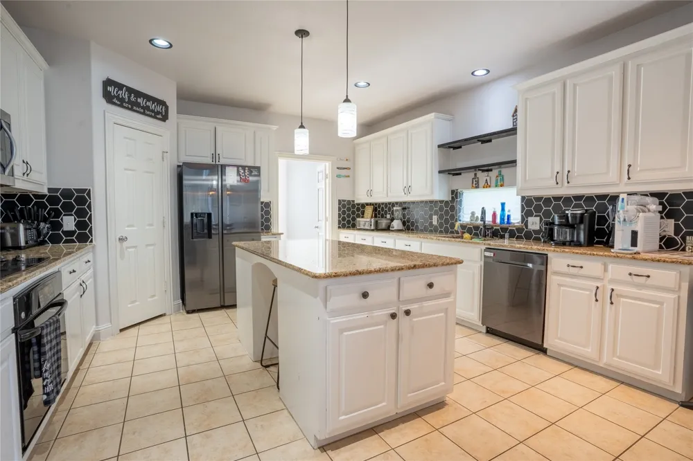 1444 Mercury Lane Lancaster, TX 75134