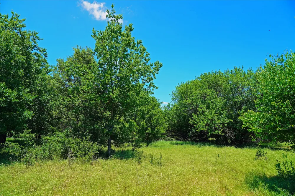 36 FM 2210 Perrin, TX 76486