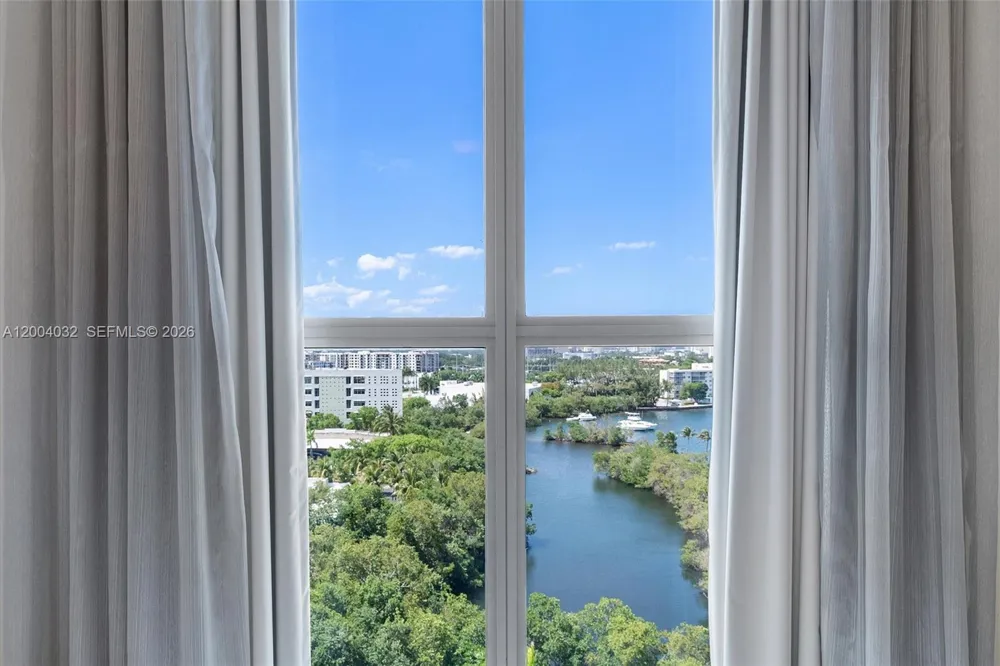 17301 Biscayne Blvd #1010 North Miami Beach, FL 33160