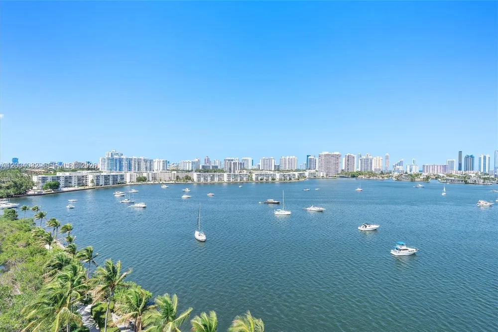 17301 Biscayne Blvd #1010 North Miami Beach, FL 33160