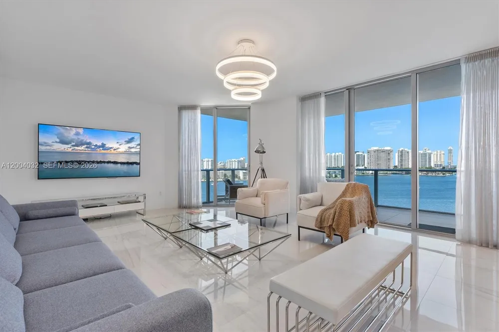 17301 Biscayne Blvd #1010 North Miami Beach, FL 33160
