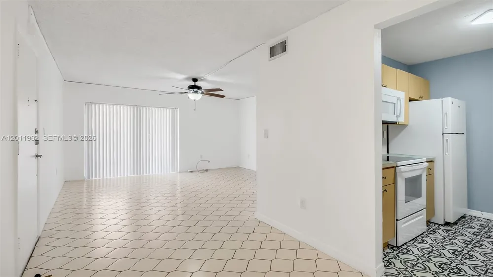 7231 Miami Lakes Dr #C5 Miami Lakes, FL 33014